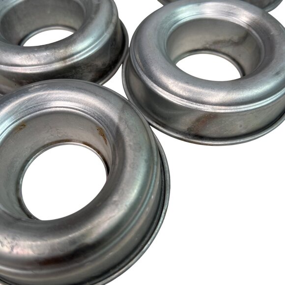 Vintage Aluminum Donut Bundt Cake Baking Molds Set of 5 W/Center Hole 3.5" Dia - Picture 6 of 11